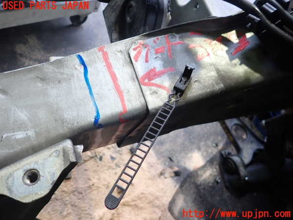 2UPJ-29011042]アルファロメオ・147 GTA(937AXL)コアサポート（カット） 中古_m0002.jpg