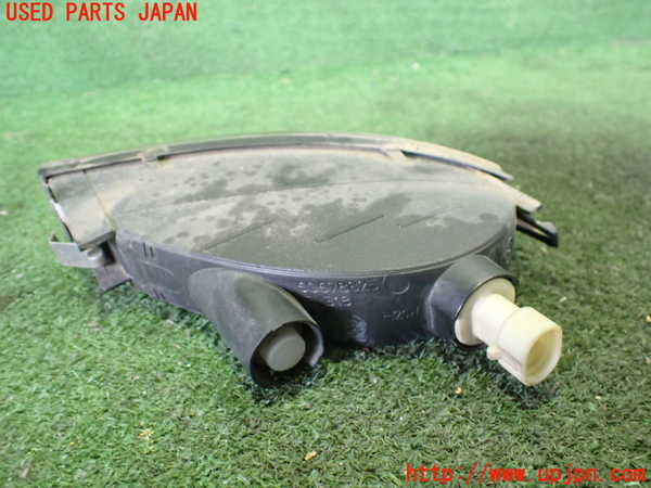 2UPJ-29011150]アルファロメオ・147 GTA(937AXL)右コーナーランプ 中古_m0003.jpg