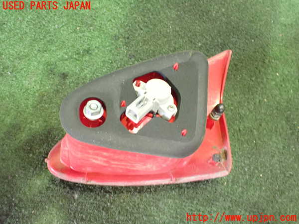 2UPJ-29011552]アルファロメオ・147 GTA(937AXL)左リアフィニッシャー 中古_m0002.jpg