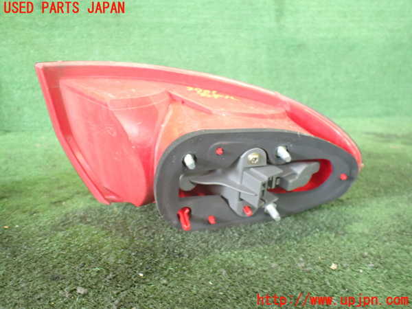 2UPJ-29011530]アルファロメオ・147 GTA(937AXL)右テールランプ 中古_m0003.jpg