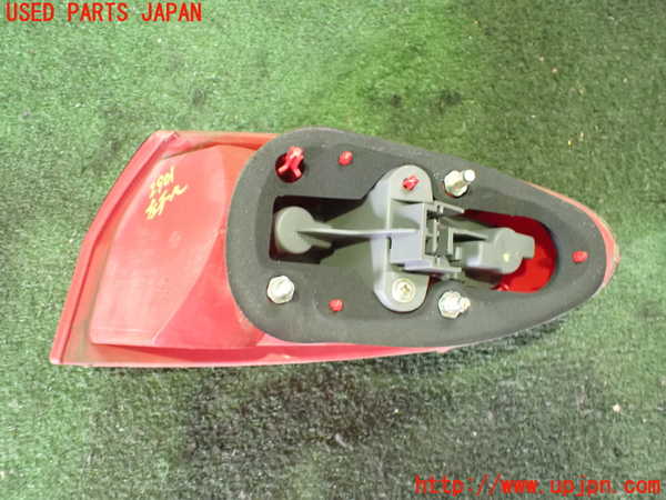 2UPJ-29011536]アルファロメオ・147 GTA(937AXL)左テールランプ 中古_m0003.jpg