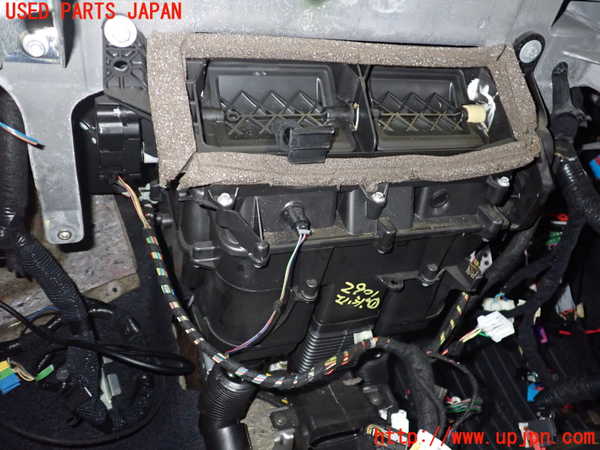 2UPJ-29016081]アルファロメオ・147 GTA(937AXL)エバポレーター1 中古_m0002.jpg