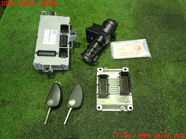 2UPJ-29016110]アルファロメオ・147 GTA(937AXL)エンジンコンピューター 中古_m0001.jpg