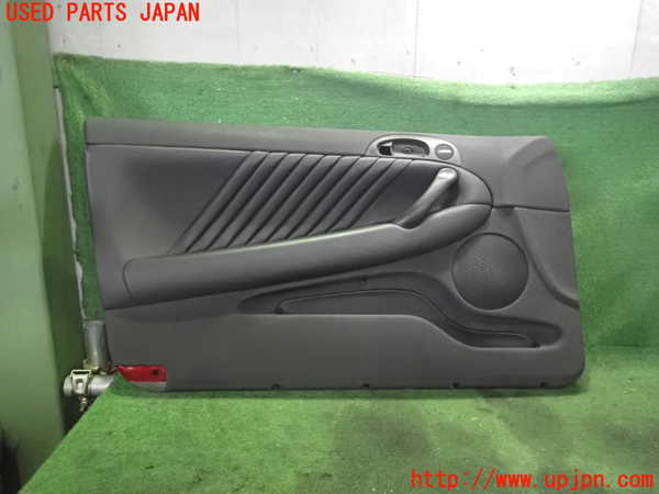 5UPJ-29011264]アルファロメオ・147 GTA(937AXL)左ドア内張り 中古_m0001.jpg