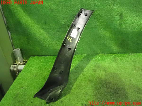 2UPJ-29017660]アルファロメオ・147 GTA(937AXL)左フロントピラートリム 中古_m0002.jpg