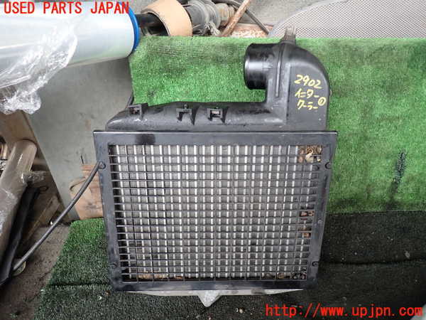 1UPJ-29022451]ランクルプラド(KDJ95W)インタークーラー1 中古_m0001.jpg