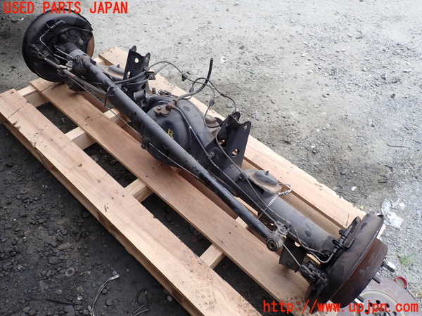 1UPJ-29024400]ランクルプラド(KDJ95W)リアデフホーシング 中古_m0001.jpg