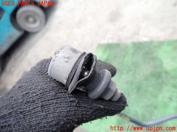 5UPJ-29025445]ランクルプラド(KDJ95W)リアスタビライザー 中古_m0004.jpg