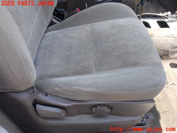 1UPJ-29027035]ランクルプラド(KDJ95W)運転席シート 中古_m0003.jpg