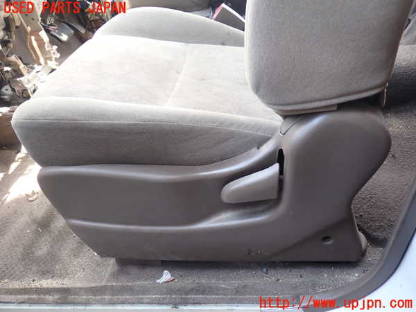 1UPJ-29027065]ランクルプラド(KDJ95W)助手席シート 中古_m0004.jpg