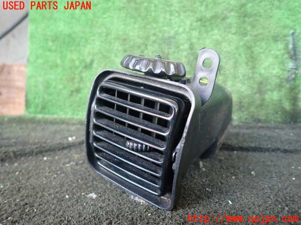 1UPJ-29027527]ランクルプラド(KDJ95W)エアコン吹き出し口2 (右) 中古_m0001.jpg