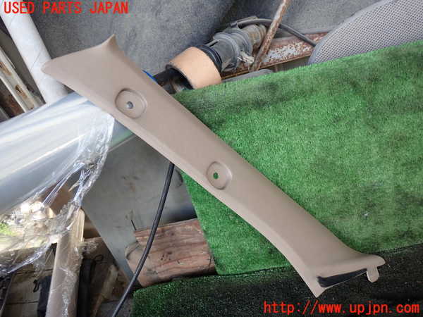 1UPJ-29027660]ランクルプラド(KDJ95W)左フロントピラートリム 中古_m0001.jpg