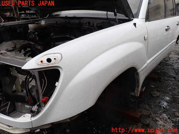 1UPJ-29031082]ランクル100系(UZJ100W)左前フェンダー 中古_m0001.jpg