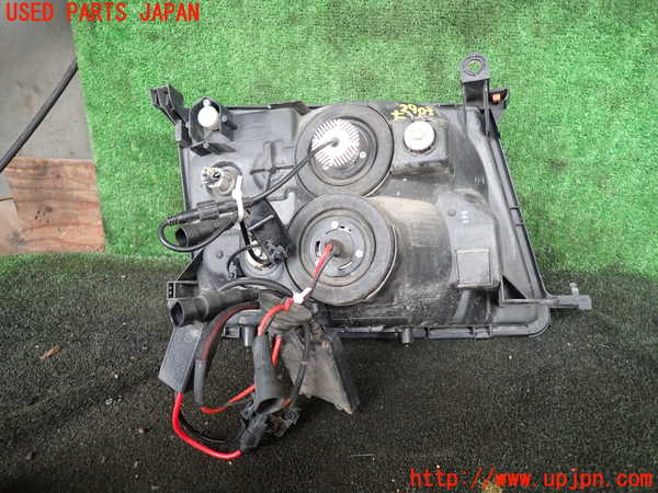 1UPJ-29031132]ランクル100系(UZJ100W)左ヘッドライト ハロゲン 中古_m0003.jpg