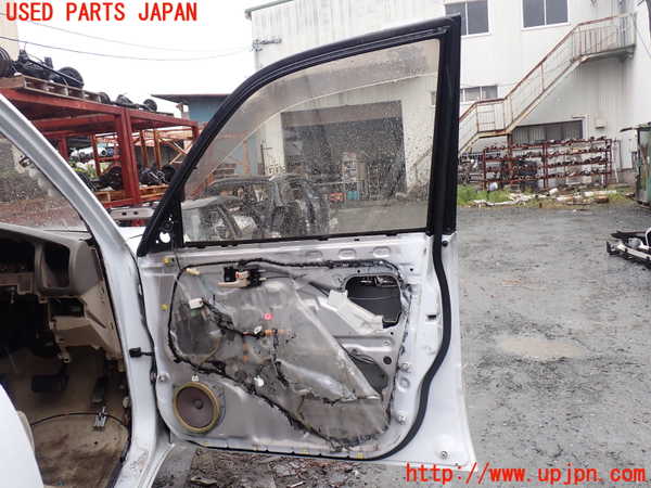 1UPJ-29031230]ランクル100系(UZJ100W)右前ドア NSG M5B5 中古_m0003.jpg