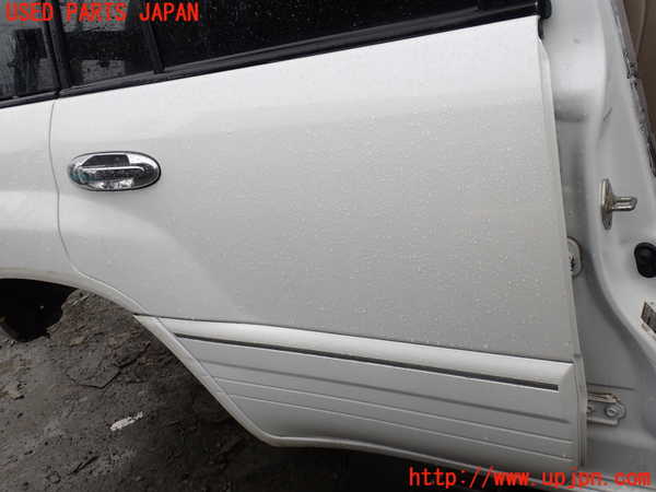1UPJ-29031290]ランクル100系(UZJ100W)右後ドア ASAHI M2E45 中古_m0002.jpg