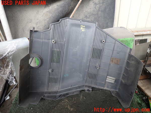 1UPJ-29032160]ランクル100系(UZJ100W)エンジンアッパーカバー 中古_m0002.jpg
