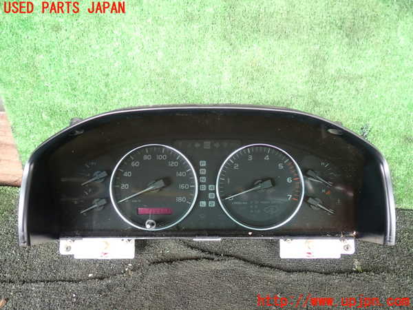 1UPJ-29036170]ランクル100系(UZJ100W)スピードメーター 中古 の商品