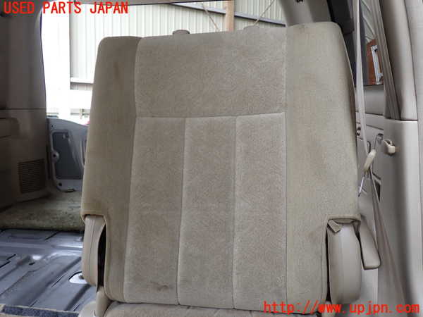 1UPJ-29037175]ランクル100系(UZJ100W)左2列目シート 中古_m0002.jpg