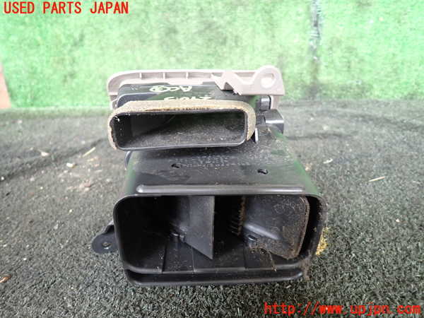 1UPJ-29037528]ランクル100系(UZJ100W)エアコン吹き出し口3 (左) 中古_m0002.jpg