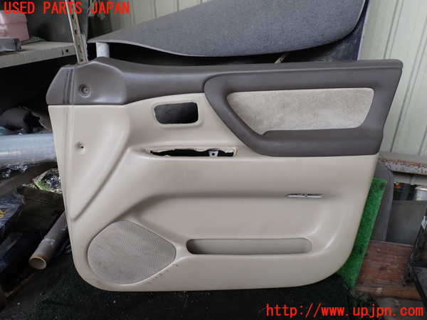 1UPJ-29031234]ランクル100系(UZJ100W)右前ドア内張り 中古_m0001.jpg