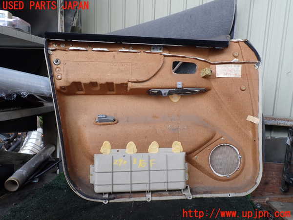 1UPJ-29031234]ランクル100系(UZJ100W)右前ドア内張り 中古_m0004.jpg