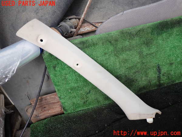 1UPJ-29037660]ランクル100系(UZJ100W)左フロントピラートリム 中古_m0001.jpg