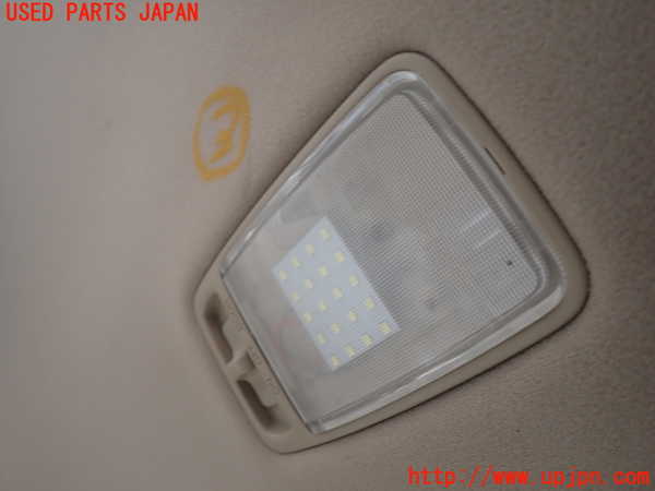 1UPJ-29036413]ランクル100系(UZJ100W)ルームランプ3 (ラゲッジ) 中古_m0001.jpg