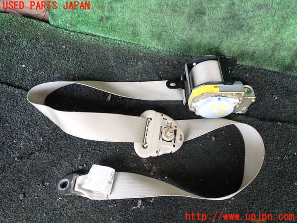 1UPJ-29037075]ランクル100系(UZJ100W)助手席シートベルト 中古_m0001.jpg