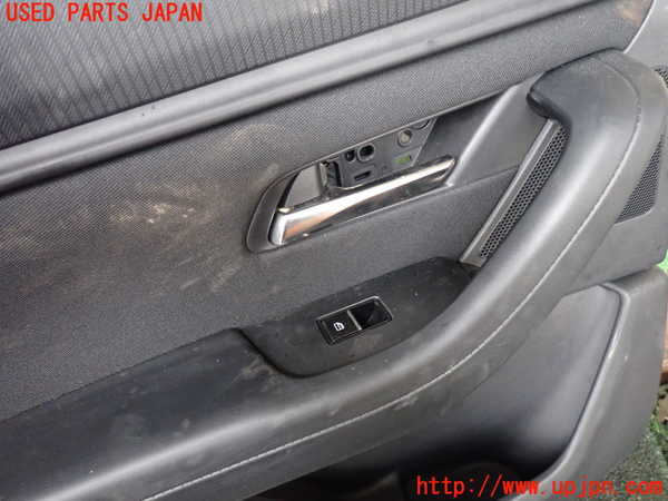 1UPJ-29041324]CX-60(KH3P)左後ドア内張り 中古_m0002.jpg