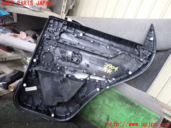 1UPJ-29041324]CX-60(KH3P)左後ドア内張り 中古_m0004.jpg