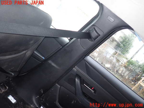 1UPJ-29047665]CX-60(KH3P)右センターピラートリム 中古_m0001.jpg