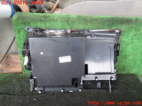 1UPJ-29057516]BMW Z4 E89(LM30)グローブボックス1 中古_m0003.jpg