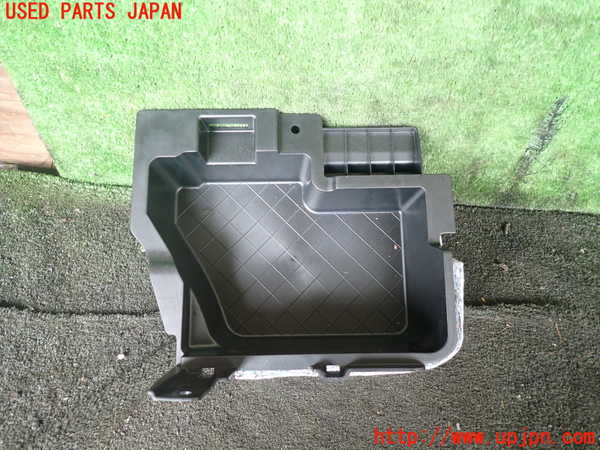 5UPJ-29057771]BMW Z4 E89(LM30)ラゲッジトレイ1 中古_m0001.jpg