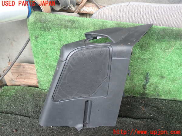 1UPJ-29057675]BMW Z4 E89(LM30)右リアピラートリム 中古_m0001.jpg