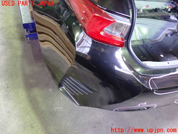 5UPJ-29071610]レクサス・RC300h(AVC10)リアバンパー 中古_m0004.jpg