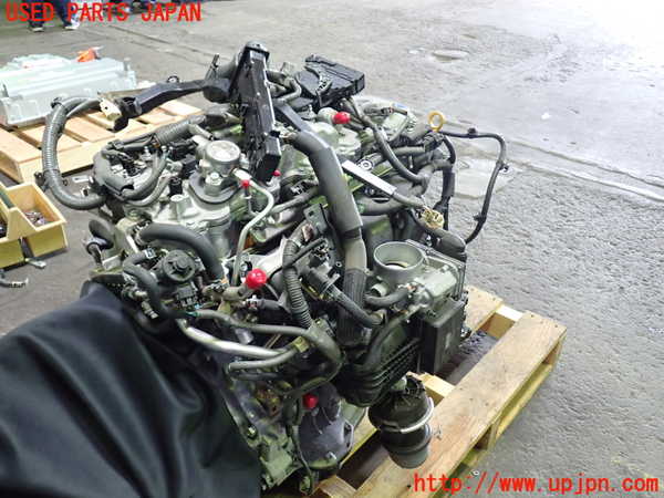 1UPJ-29072010]レクサス・RC300h(AVC10)エンジン 2AR-ＦＳＥ-1KM 中古_m0002.jpg