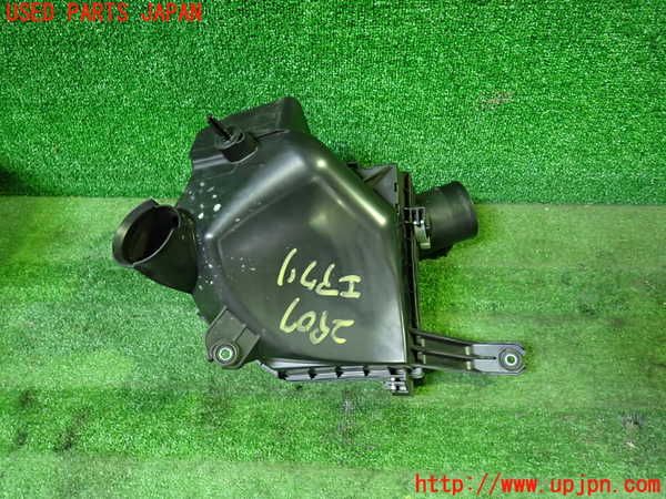 1UPJ-29072560]レクサス・RC300h(AVC10)エアクリーナーボックス 中古_m0002.jpg