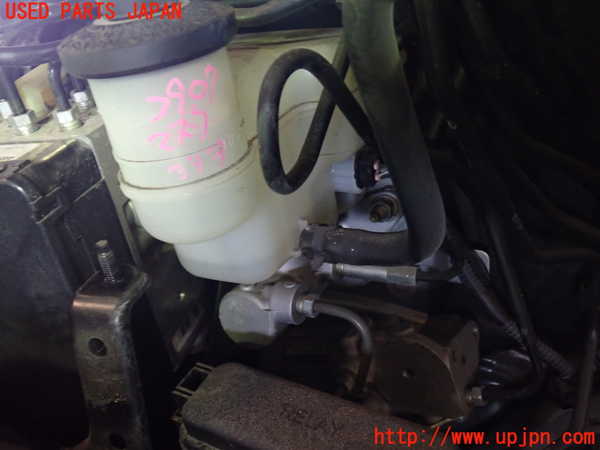 1UPJ-29074050]レクサス・RC300h(AVC10)ブレーキマスターシリンダー 中古_m0001.jpg