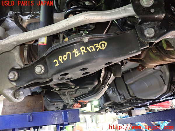 1UPJ-29075226]レクサス・RC300h(AVC10)左リアロアアーム1 中古_m0001.jpg