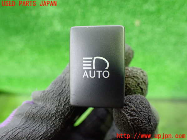 1UPJ-29076312]レクサス・RC300h(AVC10)スイッチ7(オートハイビーム) 中古_m0001.jpg