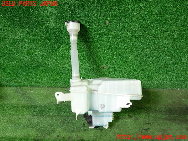 1UPJ-29076791]レクサス・RC300h(AVC10)ウォッシャータンク1 中古_m0002.jpg