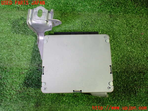 1UPJ-29076120]レクサス・RC300h(AVC10)サスペンションコンピューター 中古_m0002.jpg