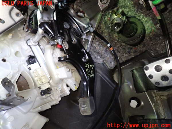 1UPJ-29077550]レクサス・RC300h(AVC10)サイドブレーキレバー(ペダル) 中古_m0001.jpg