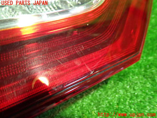 1UPJ-29081552]カムリハイブリッド(AXVH70)左リアフィニッシャー 中古_m0002.jpg