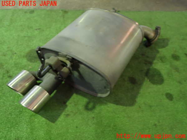 1UPJ-29082671]カムリハイブリッド(AXVH70)リアマフラー1 中古_m0001.jpg