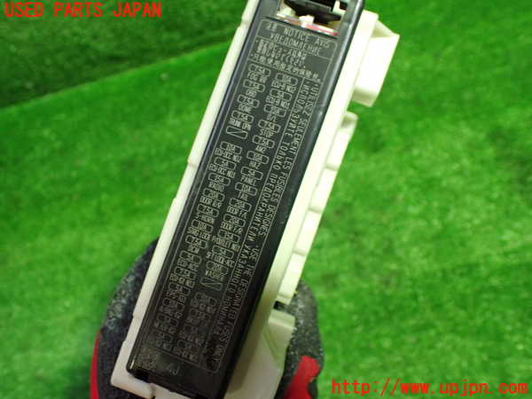1UPJ-29086741]カムリハイブリッド(AXVH70)ヒューズボックス1 中古_m0003.jpg