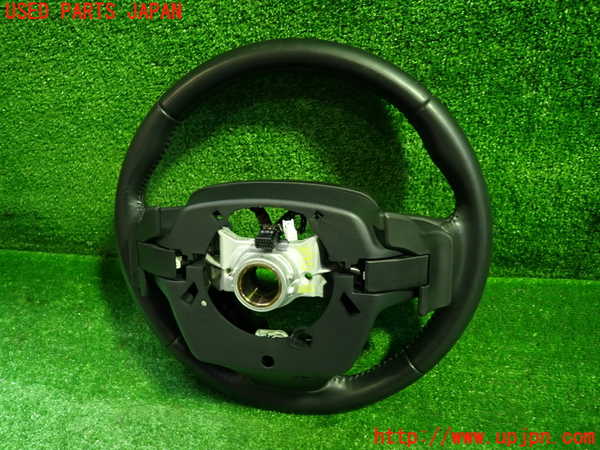 1UPJ-29087855]カムリハイブリッド(AXVH70)ステアリングホイール 中古_m0002.jpg