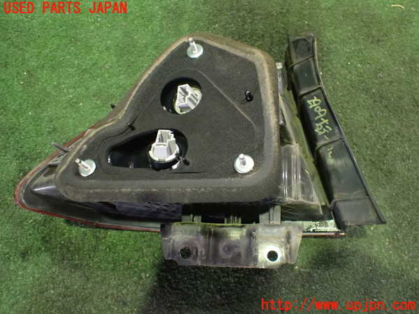 5UPJ-29091530]シビック タイプR(FD2)右テールランプ 中古_m0003.jpg