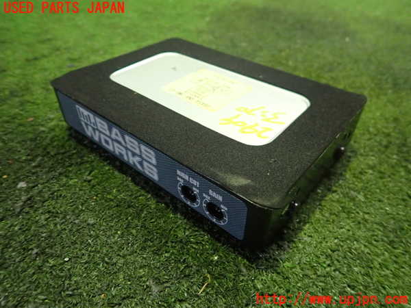 2UPJ-29096525]シビック タイプR(FD2)アンプ 中古_m0001.jpg